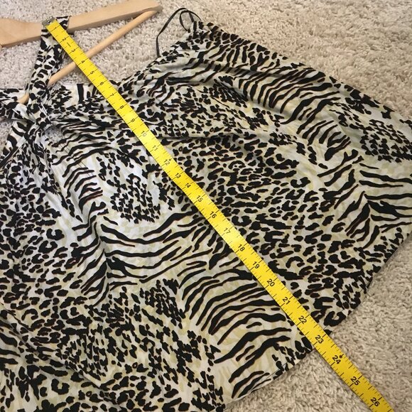 Crossback Big Cat Print Rayon Halter Top - Picture 12 of 13